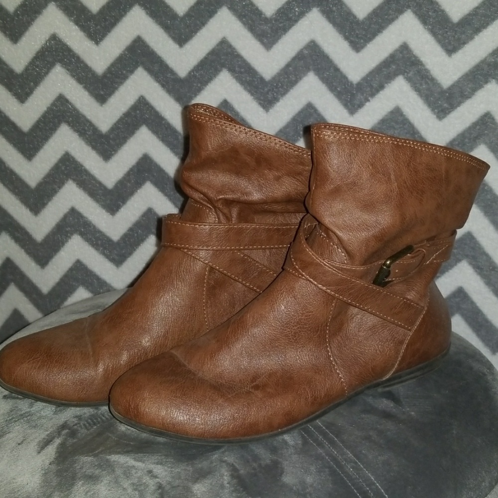Slouch Low Boots